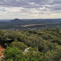 Photo de France - Le Cirque de Mourèze et le Lac du Salagou